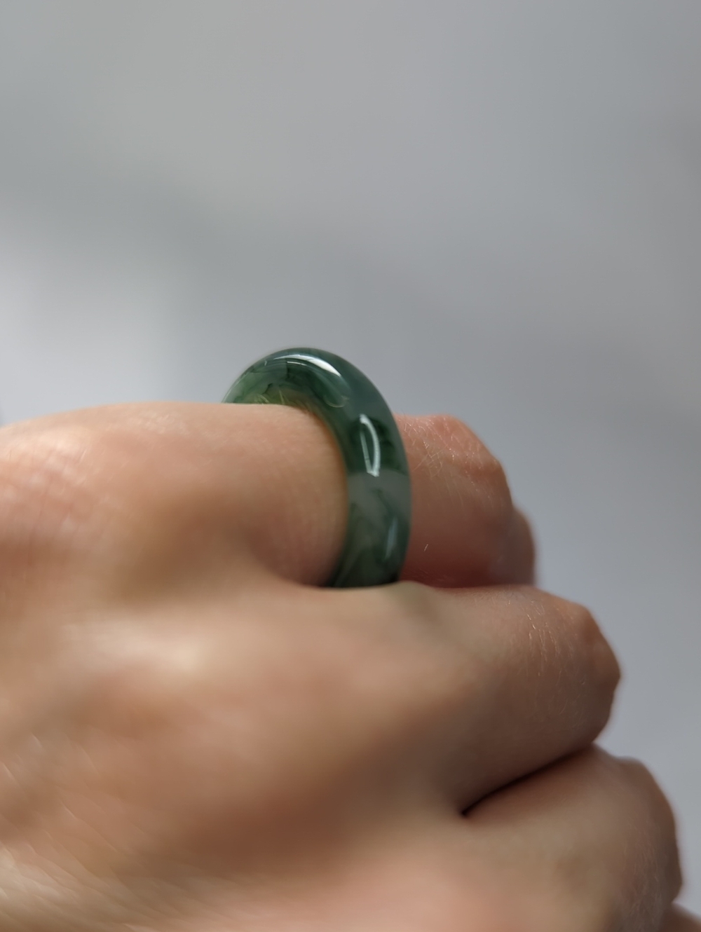 Green Stone Dome Ring / Size 3.5
